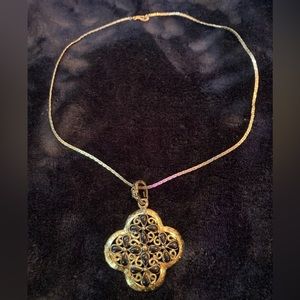 Vintage black/gold pendant with 20 inch golden chain